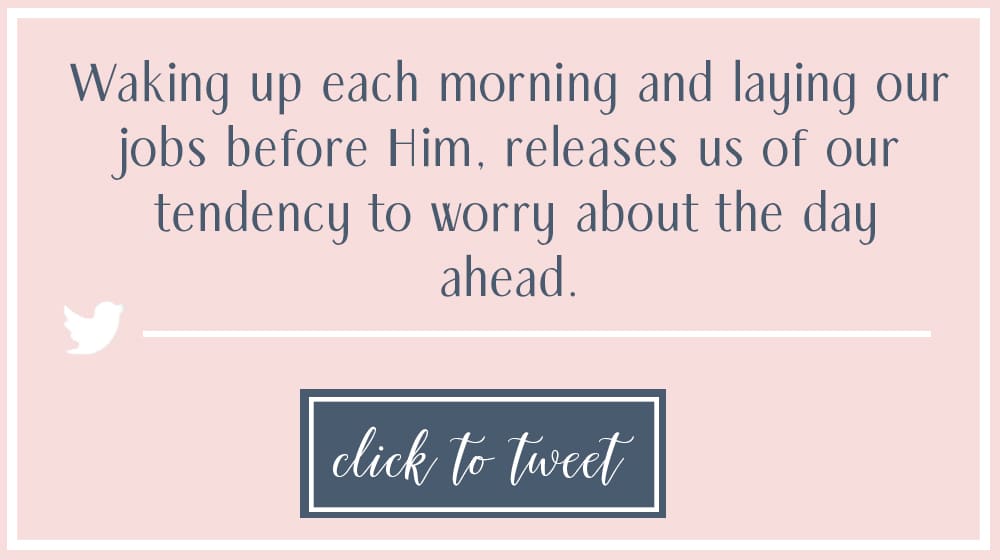 Do you find yourself overwhelmed by the load you are carrying every day? Here are 3 ways to avoid burnout when your schedule is full. #burnout #peace